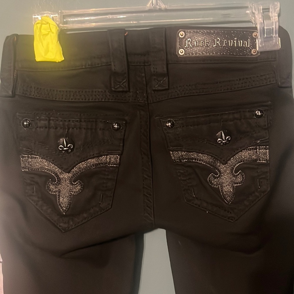NWOT Rock Revival Jeans